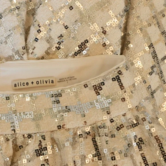 ALICE + OLIVIA NILDA VOLUMINOUS SKIRT - Picture 10 of 12